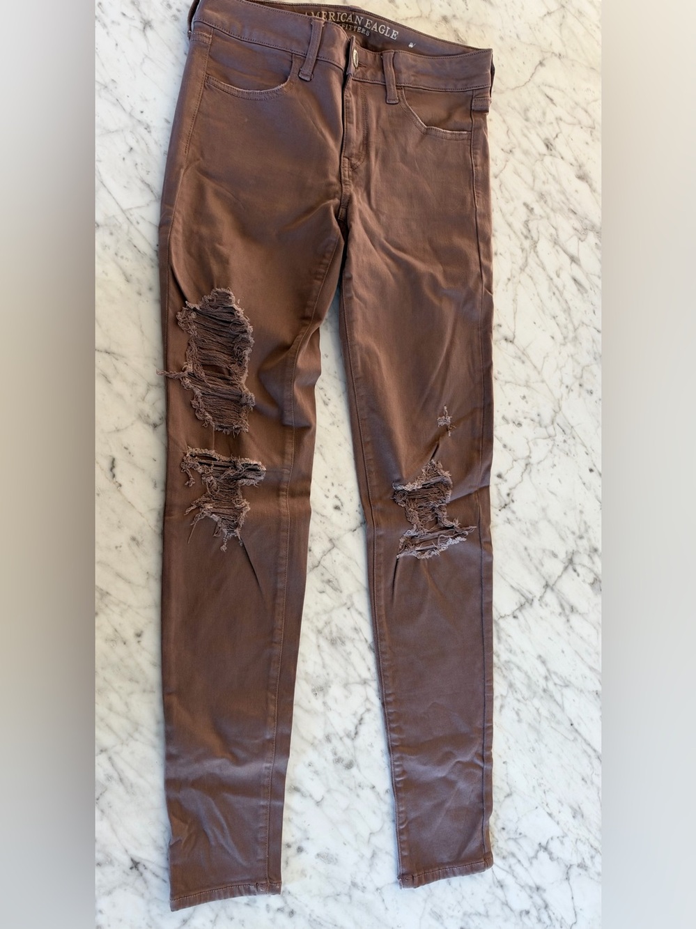 American Eagle Jegging Distressed Skinny Jeans in Mauve Waist 8 Long